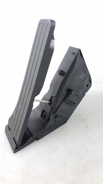 Original OE MERCEDES-BENZ Gaspedal A2053000004