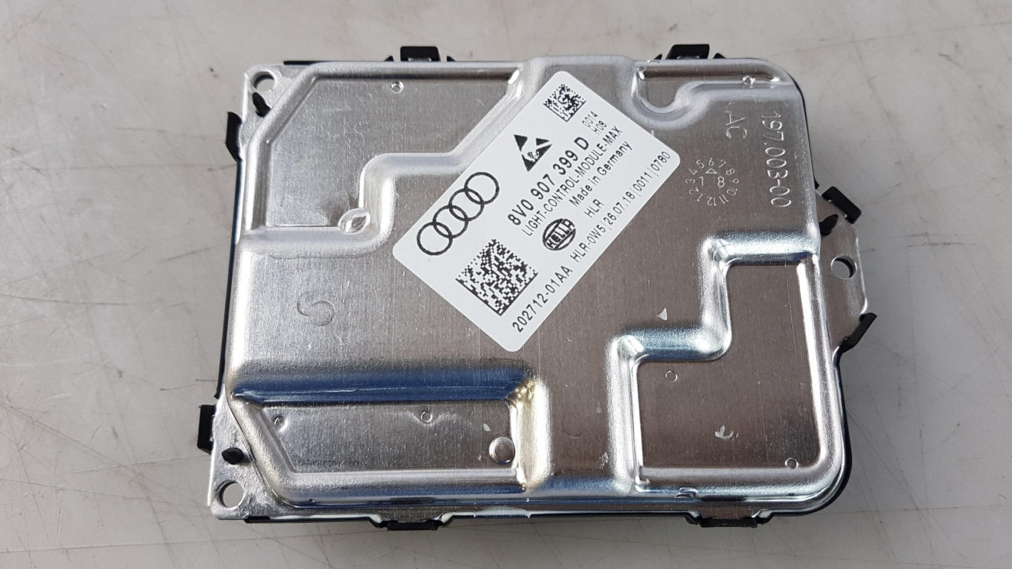 Original OE Volkswagen Leuchten Steuergerät 8V0907399D