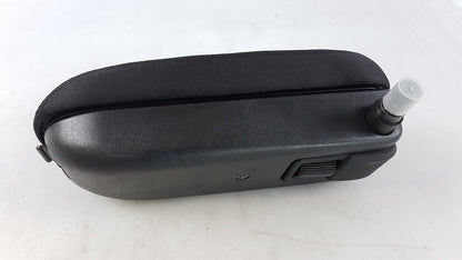 Original HYUNDAI I20 C8 2014-2018 Armlehne C8161ADE00