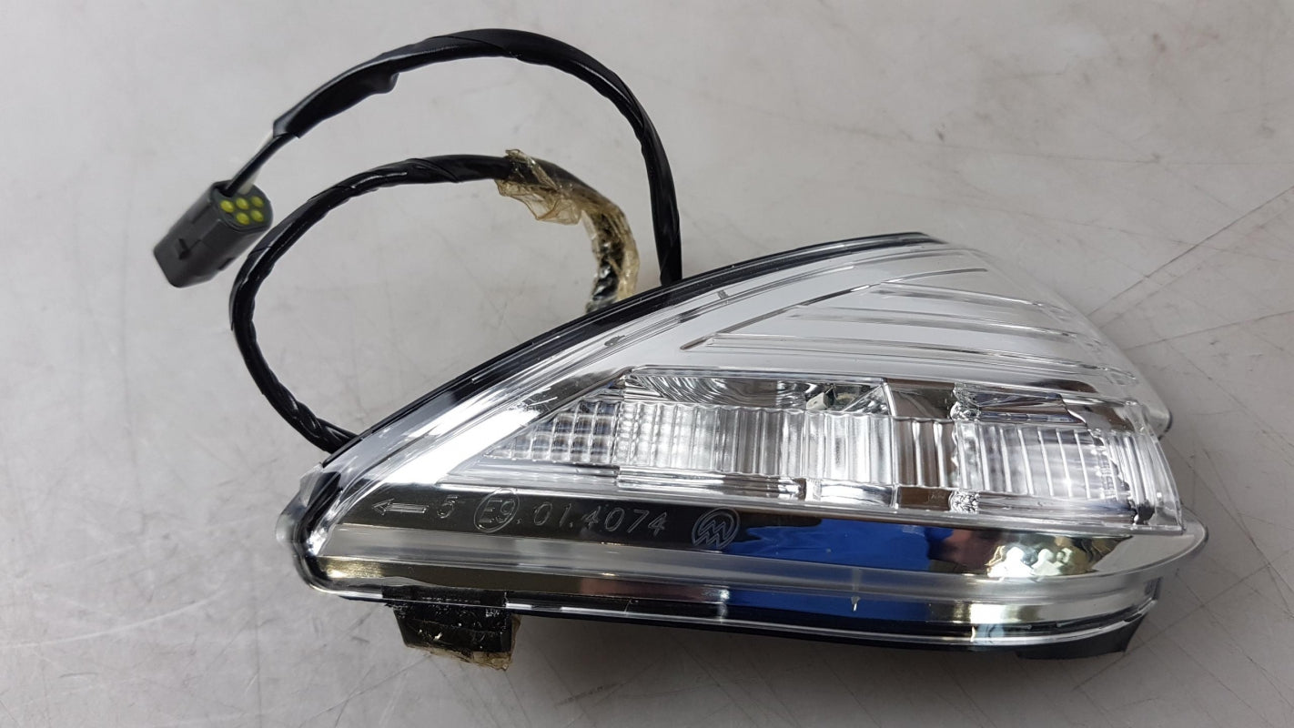 Original OE MERCEDES-BENZ Blinkleuchte A4548200721