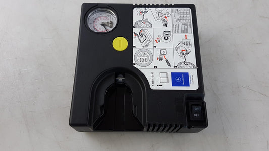 Original MERCEDES-BENZ C-Klasse W205 Reifendruck Kompressor A0005832102