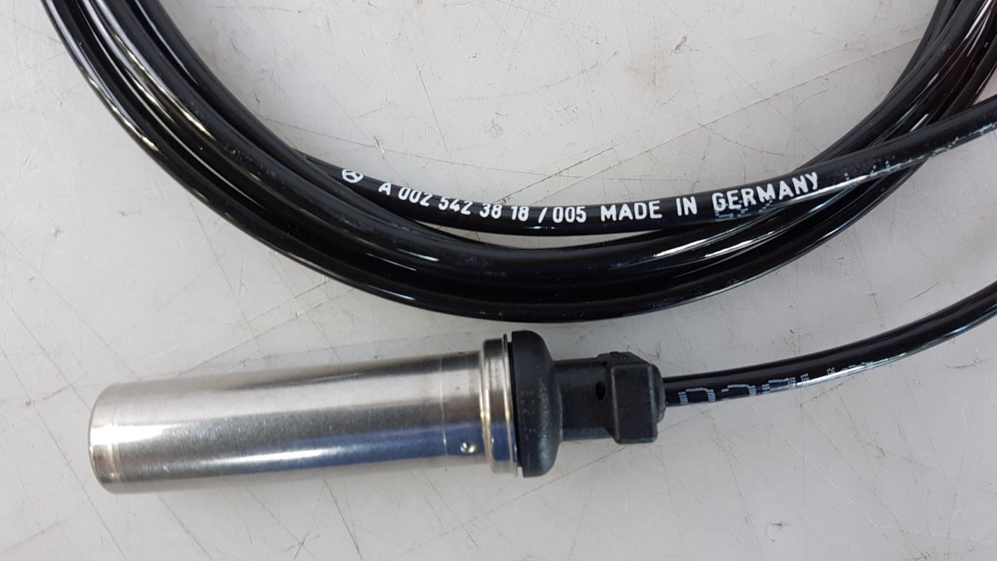 Original OE MERCEDES-BENZ Raddrehzahl Sensor A0025423818