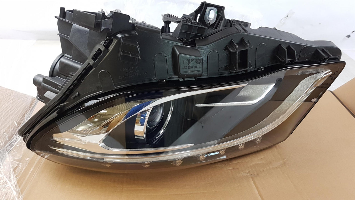 Original MERCEDES-BENZ GLA X156 Scheinwerfer Bi-Xenon Links A1569063100