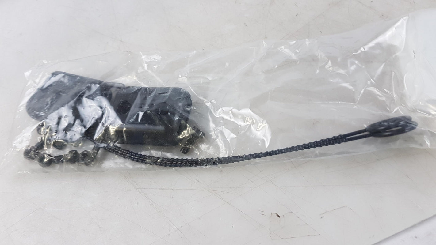 Original FIAT Tipo 2016-  Kofferraum Gitter 71807701