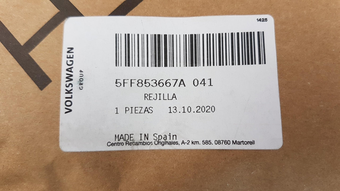 Original CUPRA Formentor KM 21- Kühlergitter glanzschwarz 5FF853667A041