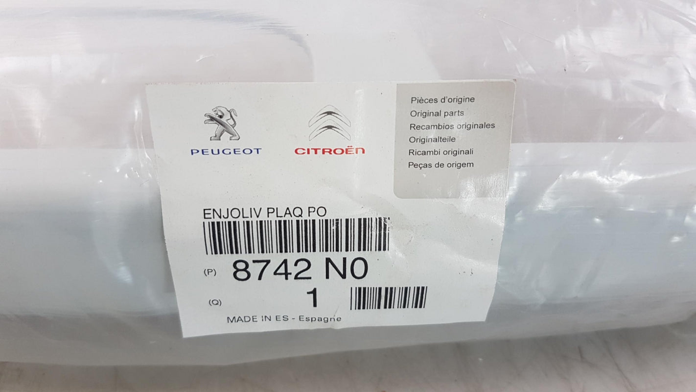 Original OE Peugeot Heckklappe Zierleiste 8742N0