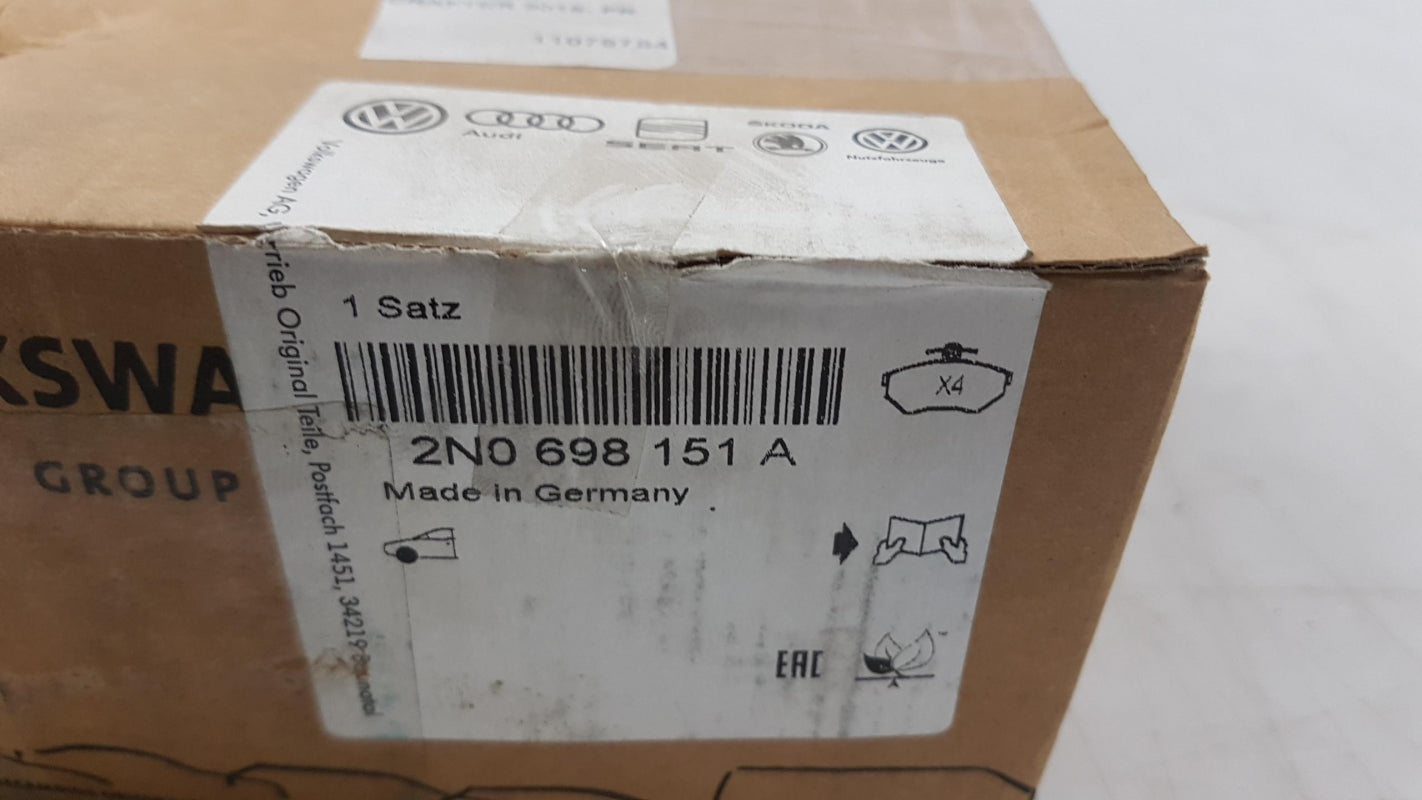 Original VW Crafter 2017- Bremsbeläge Bremsklötze vorne 2N0698151A