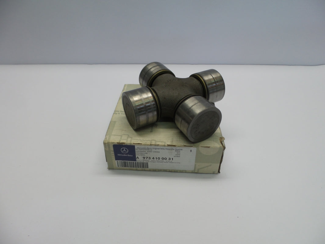 Original MERCEDES-BENZ Atego Kreuzgelenk Kardanwelle Gelenk A9734100031