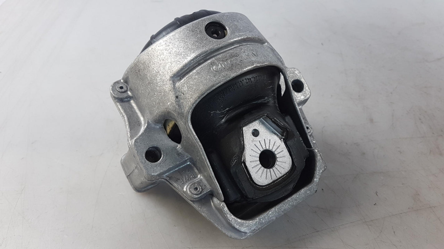 Original OE Volkswagen engine mount 8R0199381P 