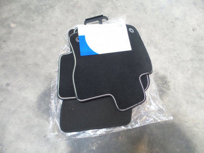 Original VW Tiguan Fußmatten Satz textil 4 st. PREMIUM schwarz 5NB061270WGK