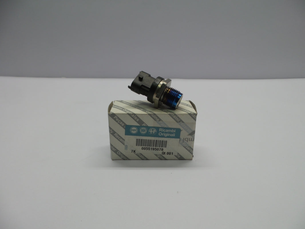 Original FIAT ALFA ROMEO LANCIA Kraftstoffdruck Sensor Drucksensor 55195078
