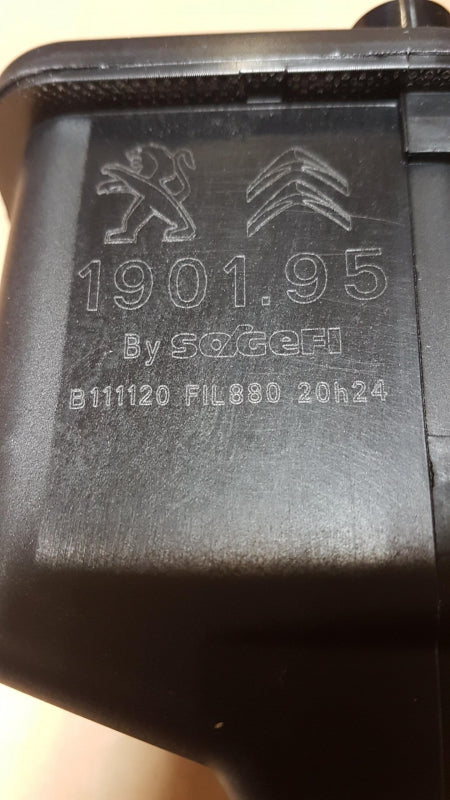 Original PEUGEOT 207 307 308 408 CITROEN C2 C3 C4 C5 Kraftstofffilter 190195