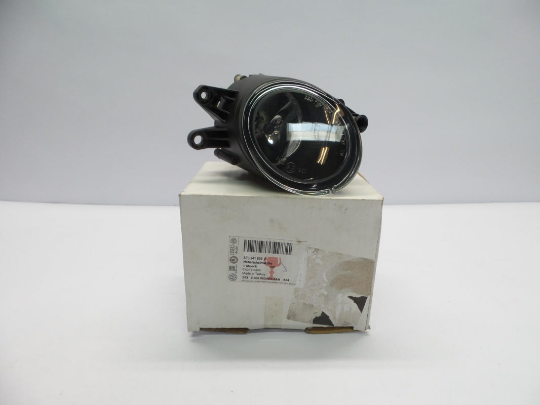 Original AUDI A4 RS4 Halogen Nebelscheinwerfer Frontlicht links 8E0941699B