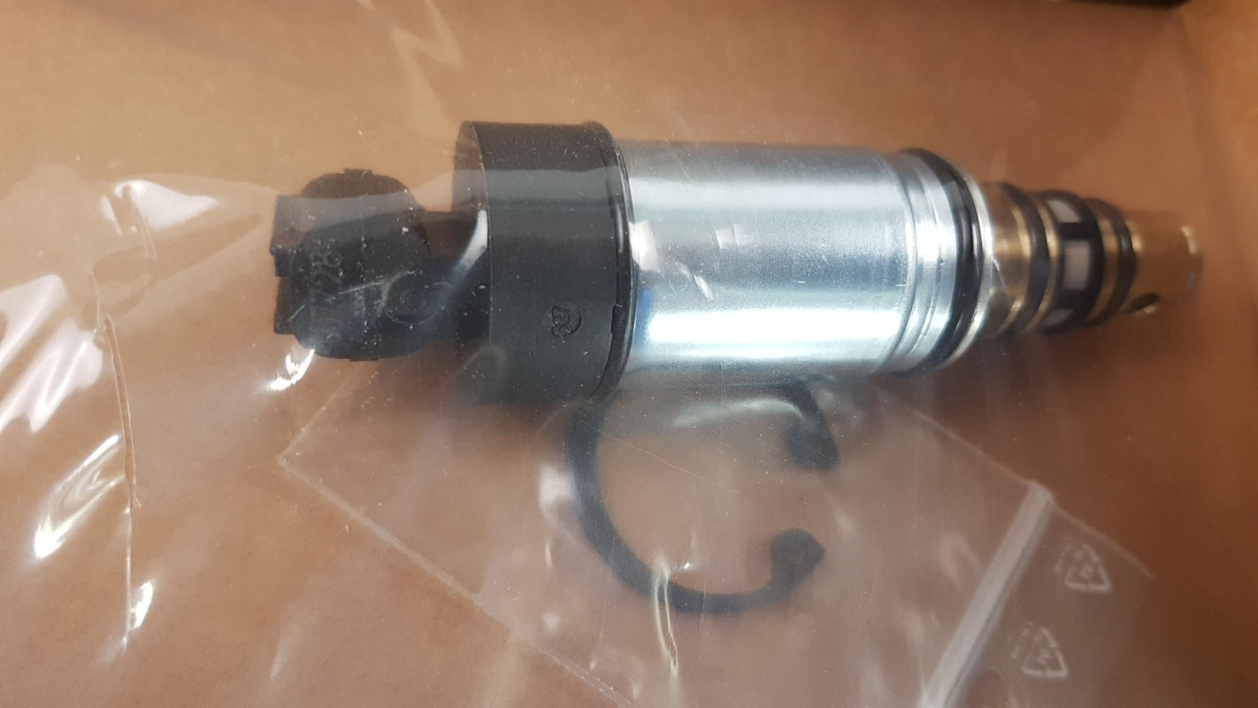 Original OE LAND ROVER Ventil LR086045