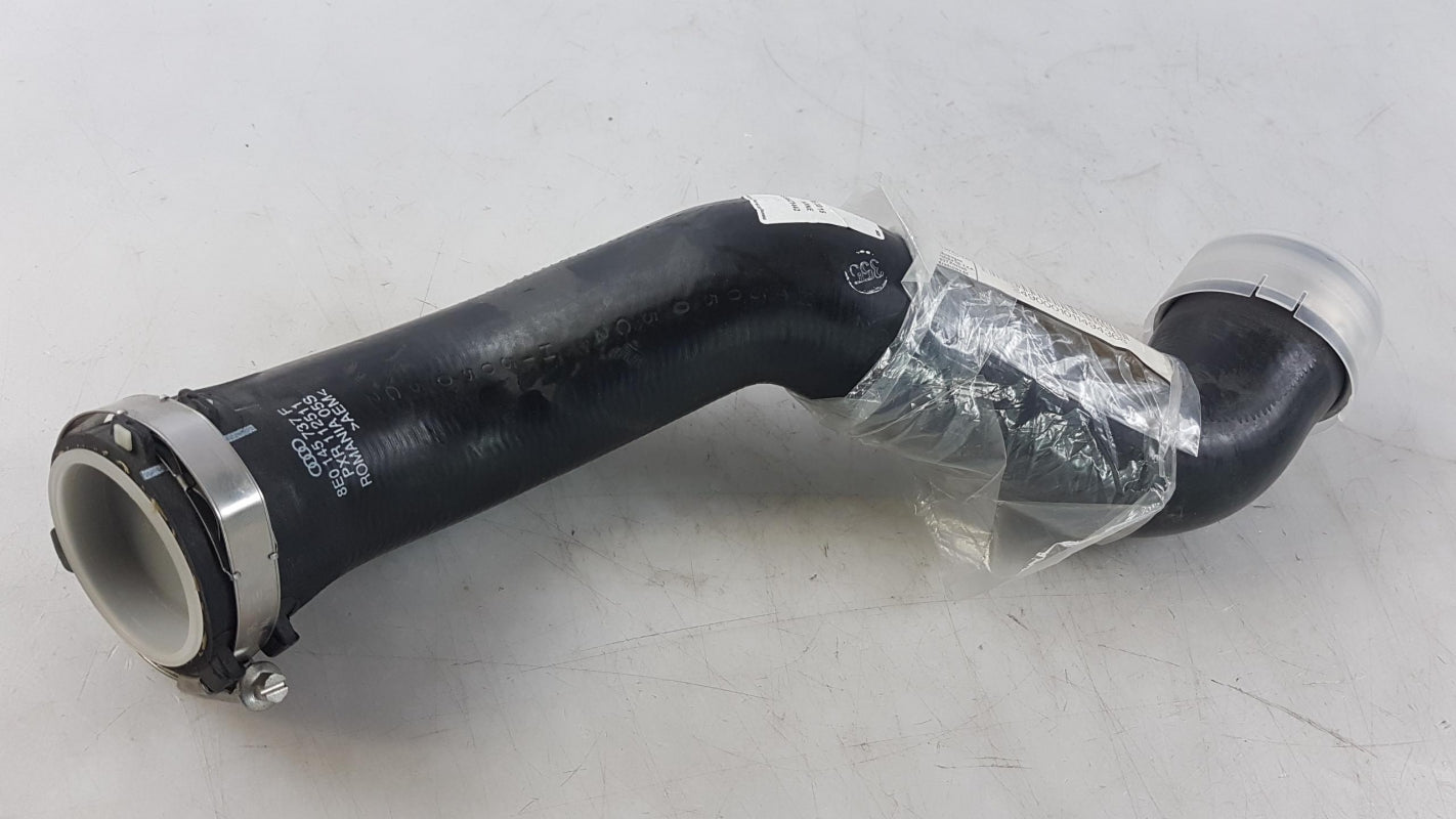 Original AUDI A4 (B7/8E) 2005-2008 Ladeluftschlauch Druckschlauch 8E0145737F