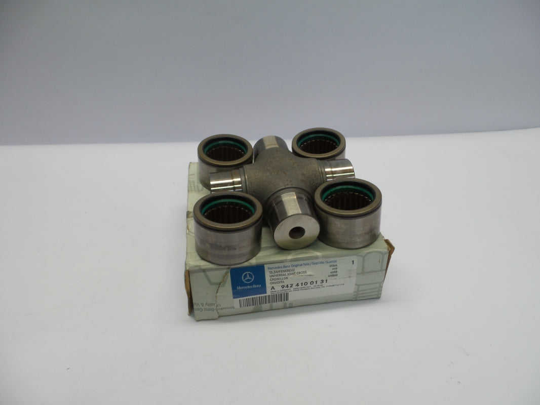 Original MERCEDES-BENZ Axor Actros Arocs Kardanwellen Kreuzgelenk A9424100131