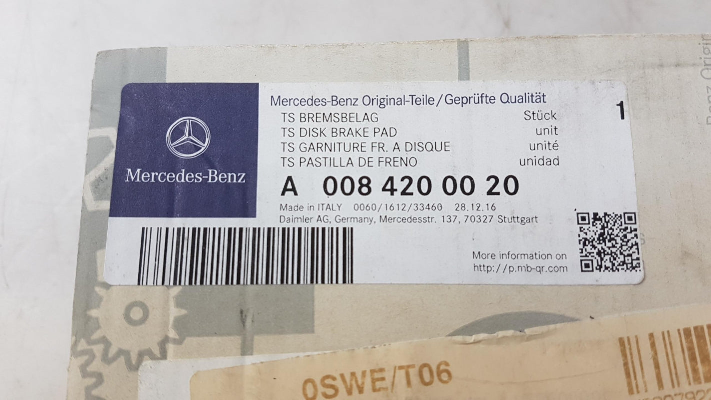 Original MERCEDES-BENZ ML W166 GL X166 GLE C292 Bremsbeläge vorne A0084200020