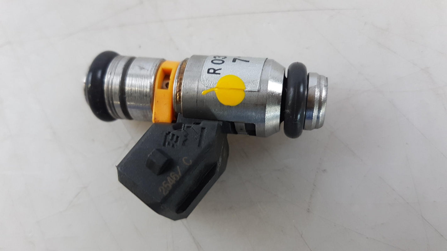 Original OE FIAT Injektor Düse 71724546