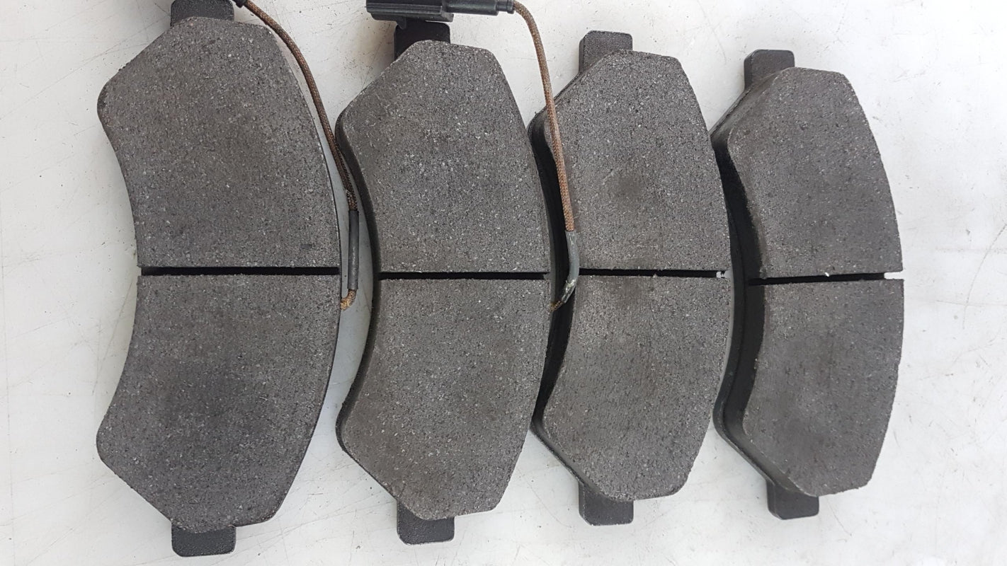 Original FIAT Ducato '06-'14 Bremsbeläge vorne 77366022