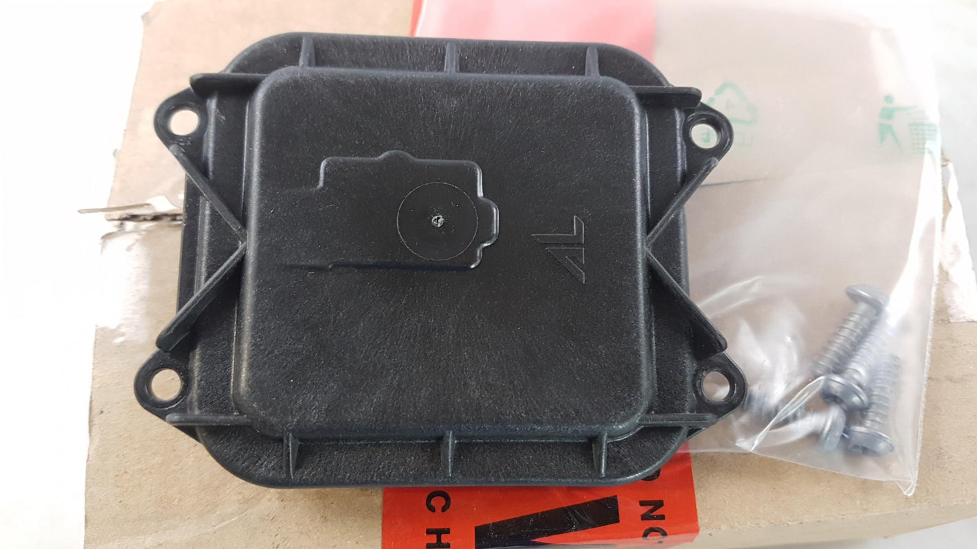 Original BMW 3er E90 E91 E92 X5 E70 X6 E71 Steuergerät 63117182396