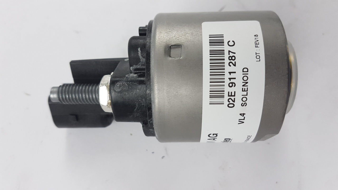 Original VW Beetle Golf Passat AUDI A1 A3 Q3 Einrückmagnetschalter 02E911287C