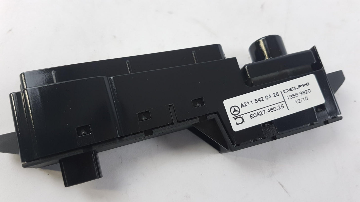 Original OE MERCEDES-BENZ Mittelkonsole Teil A2115420426