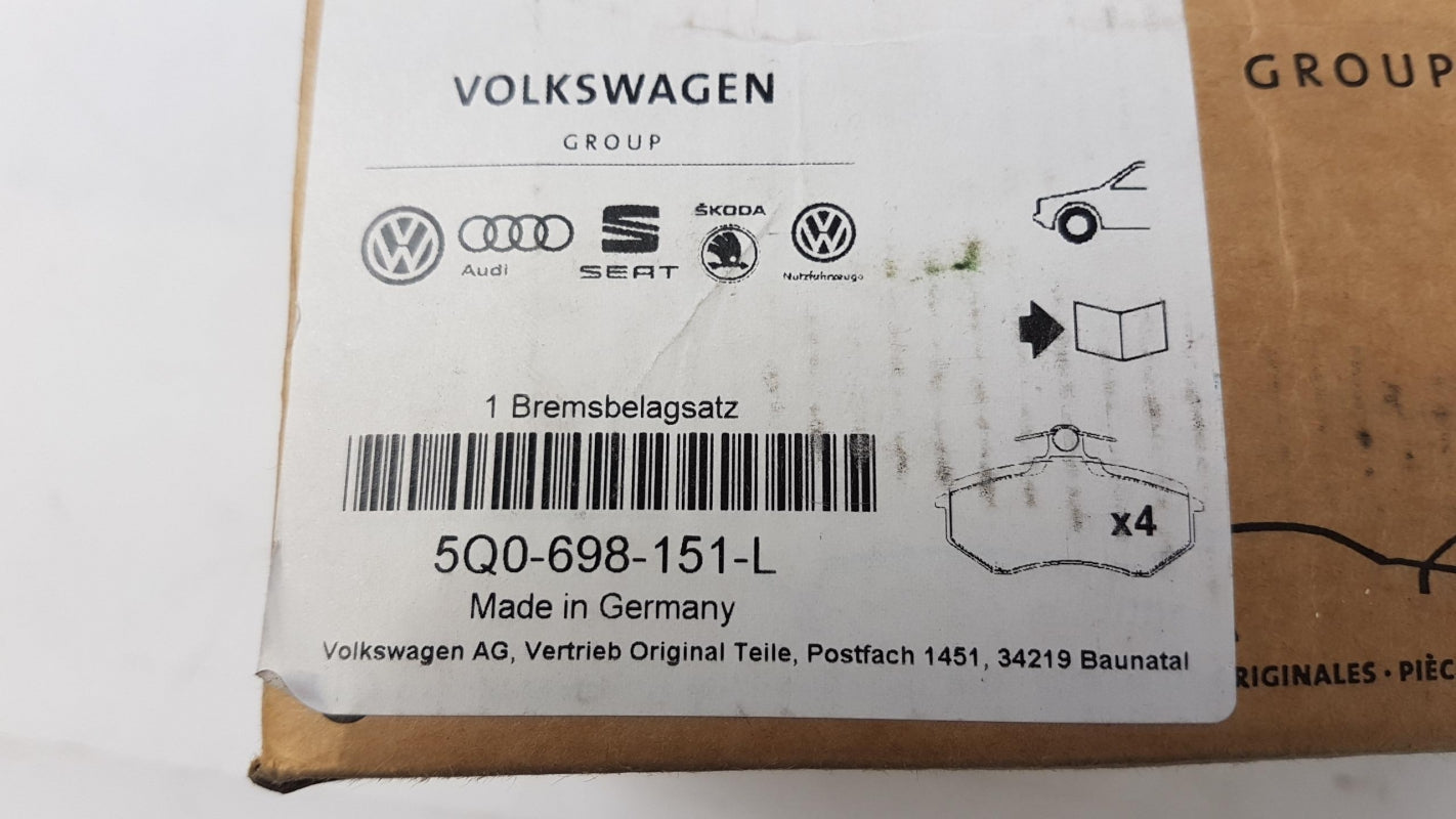 Original VW T-Roc A1 2018> Bremsbeläge vorne 5Q0698151L