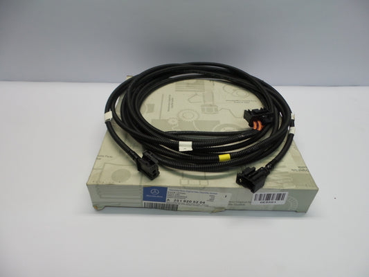Original MERCEDES-BENZ W251 Elektrische Leitungssatz Kabelbaum A2518205204