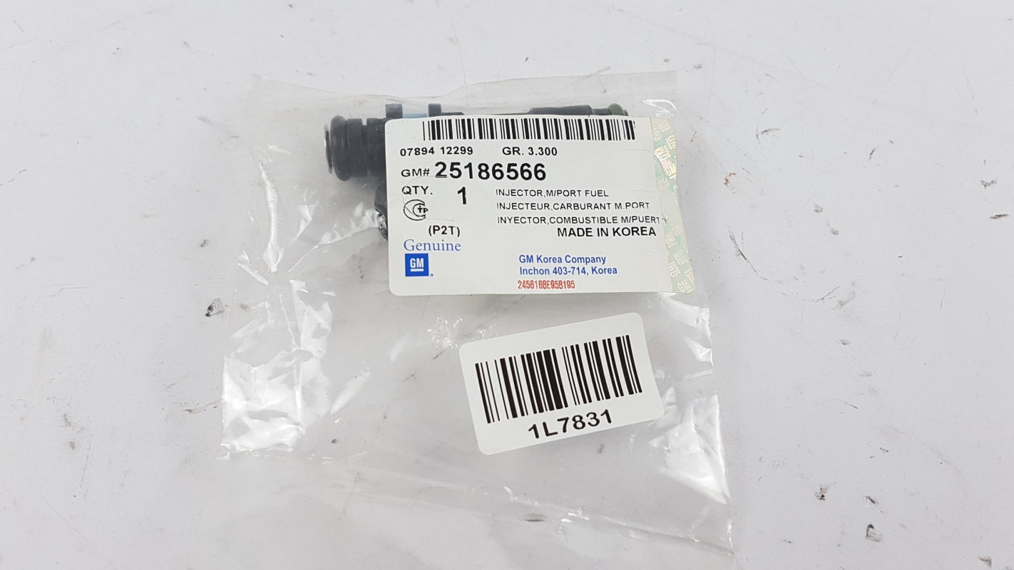 Original OE OPEL Injektor 25186566