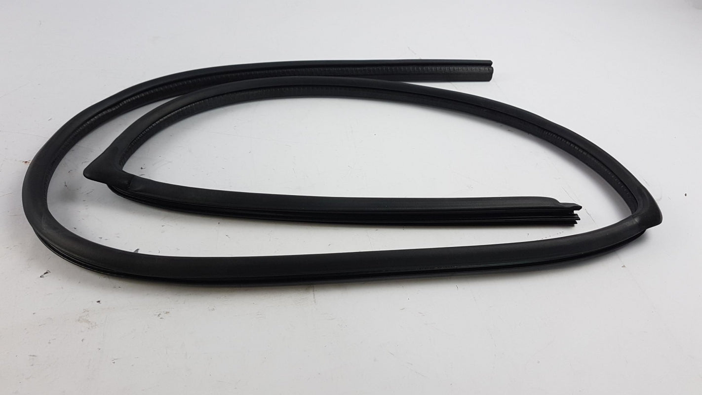 Original OE MITSUBISHI Türdichtung MR237971
