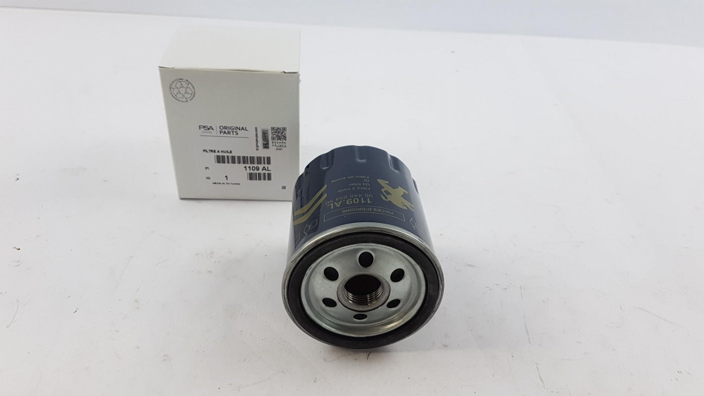 Original OE Peugeot oil filter 1109AL 