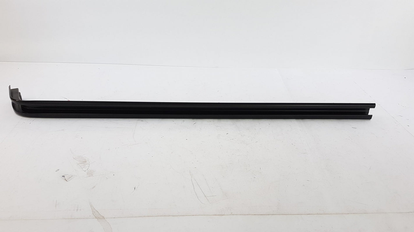 Original OPEL Movano-B Schiebetür Rollenführung Rechts 95515838