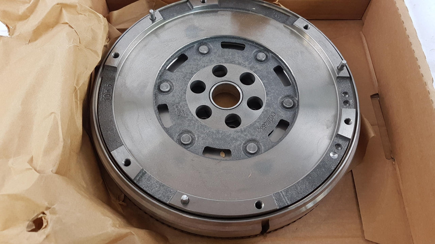 Original PEUGEOT 3008 I 508 I 5008 I CITROEN C4 Picasso Schwungrad 1.6HDi 0532W4