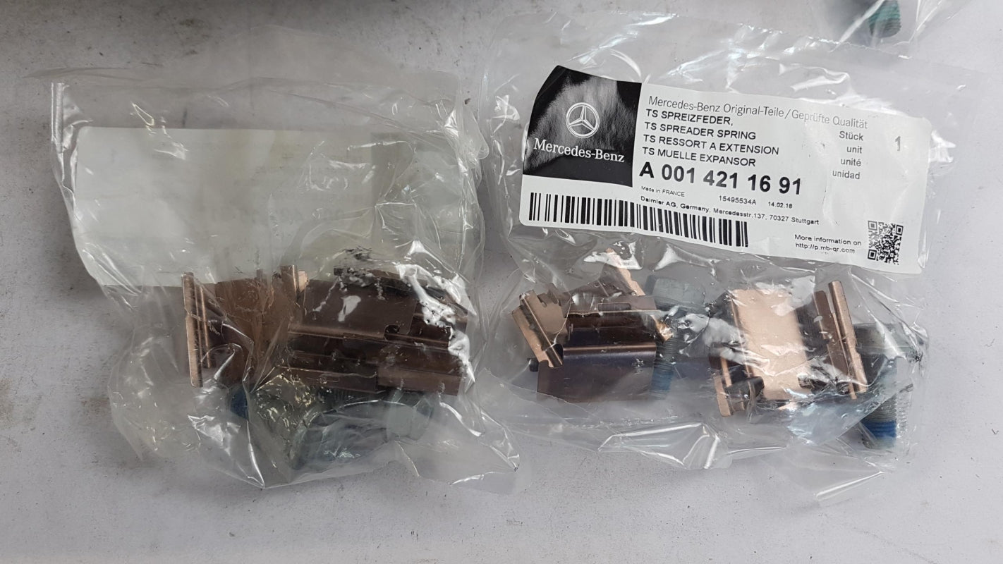 Original MERCEDES-BENZ Vito Viano W639 Bremsensatz hinten A6394200301