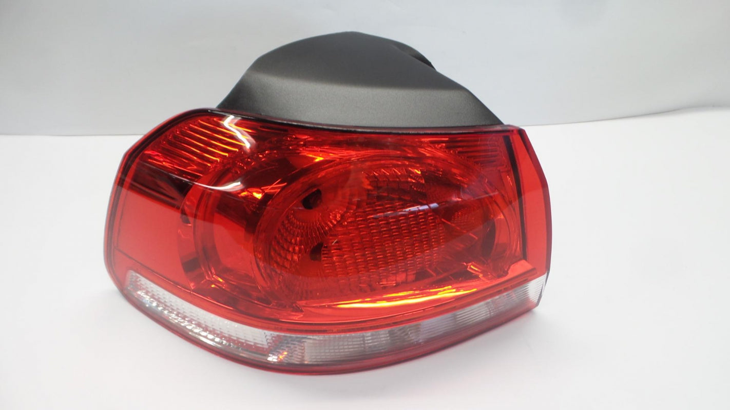 Original VW Golf Mk6 '08-'12 Schlussleuchte Heckleuchte aussen links 5K0945095E