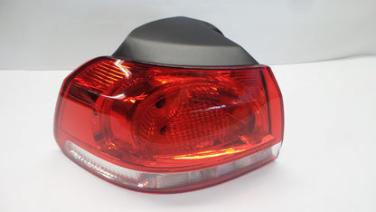 Original VW Golf Mk6 '08-'12 Schlussleuchte Heckleuchte aussen links 5K0945095E