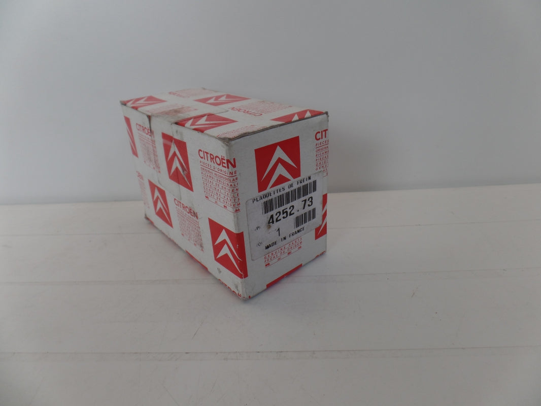 Original CITROËN Saxo Bremsbeläge 425273