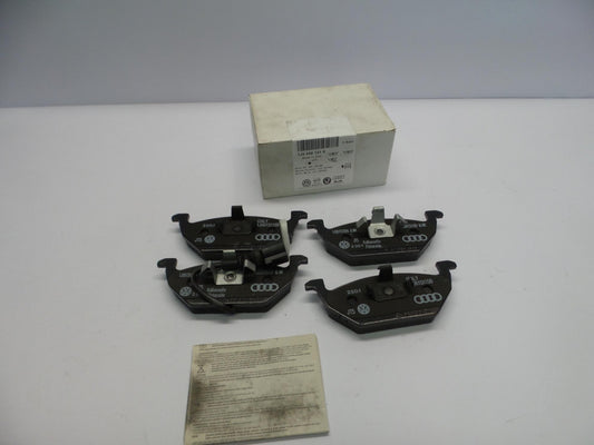 Original AUDI A2 A3 VW Bora Golf SKODA Fabia Octavia Bremsbeläge vorn 1J0698151E