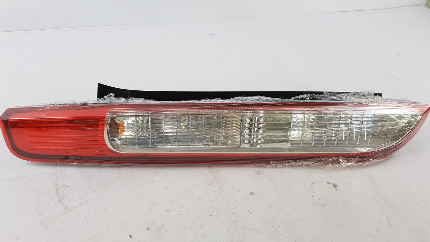 Original FORD Focus II Heckleuchte Hinten Links 1520770
