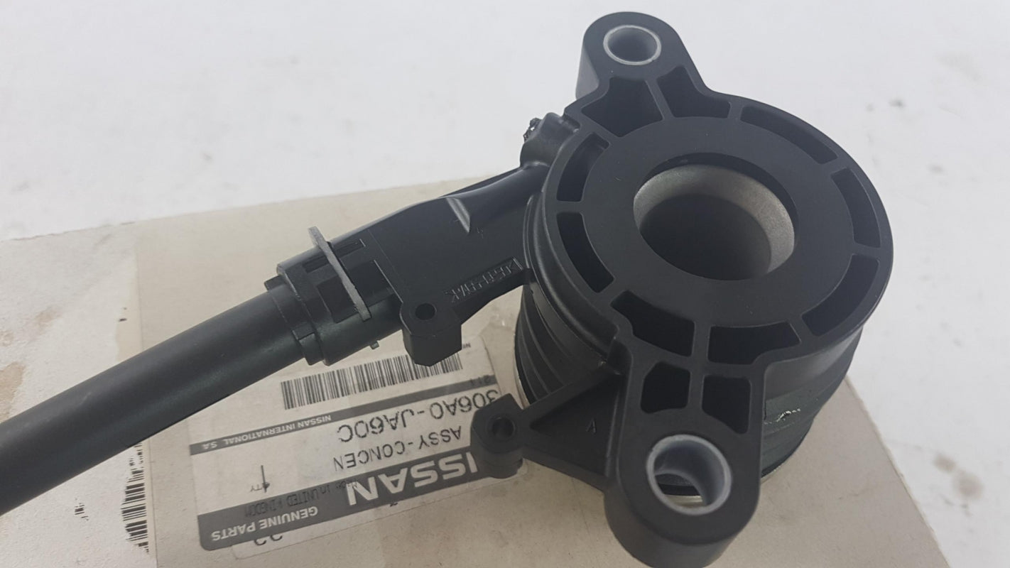 Original NISSAN Juke Qashqai J10 J11 X-Trail Kupplungsnehmerzylinder 306A0JA60C