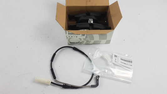 Original BMW 3' E90 E91 E92 E93 Bremsbeläge mit Warnkontakt Vorne 34112288870