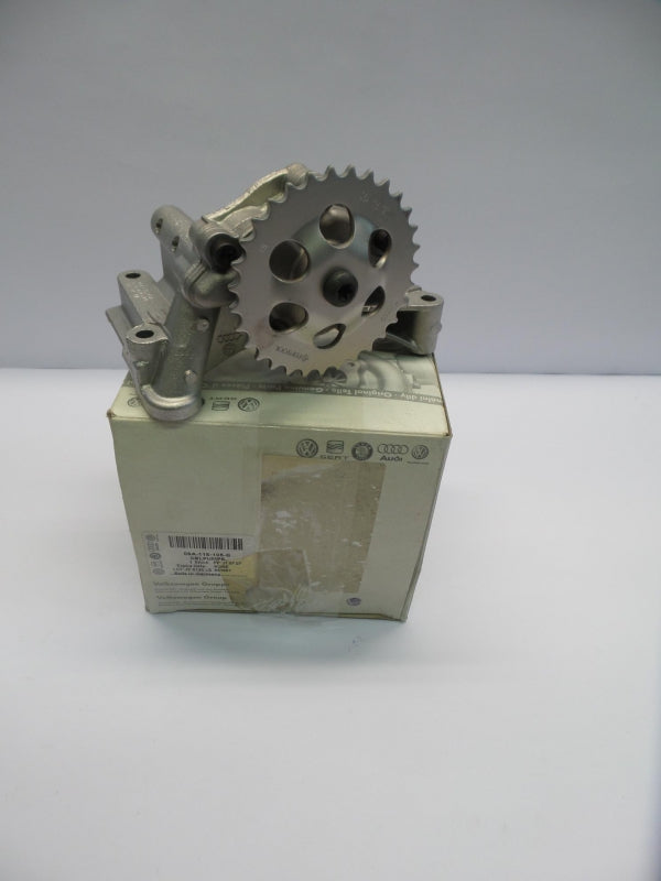 Original SKODA Fabia II (5J) Octavia I (1U) Superb I (3U) Ölpumpe 06A115105B