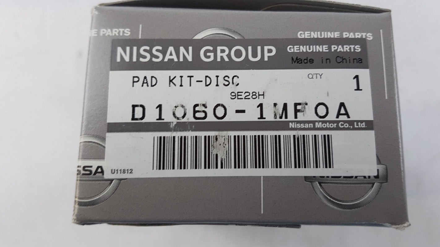 Original OE NISSAN Bremsbeläge D10601MF0A