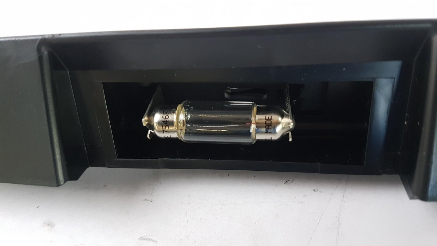 Original BMW 5er E39 Touring / Kombi Kofferraum Griff 51138185790
