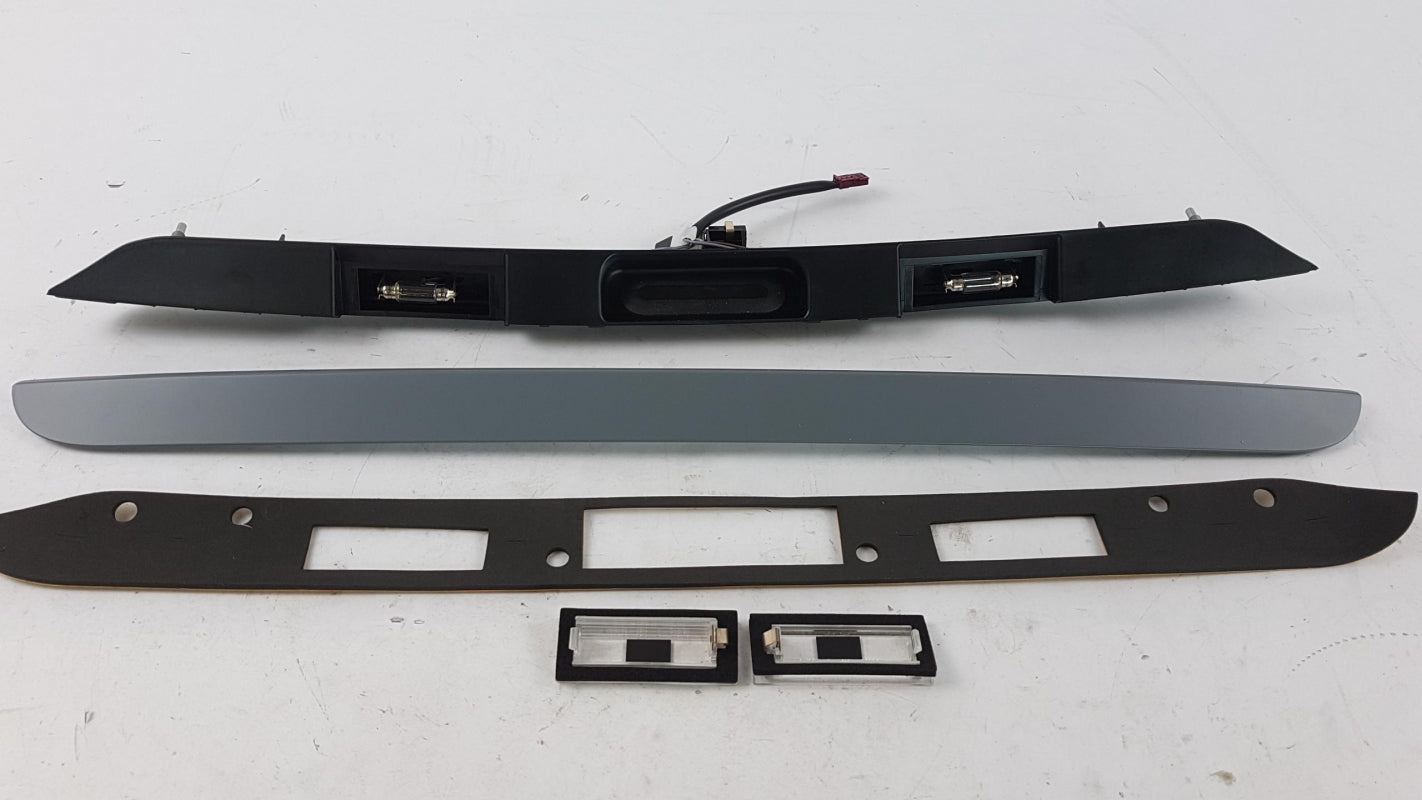 Original BMW 5er E39 Touring / Kombi Kofferraum Griff 51138185790