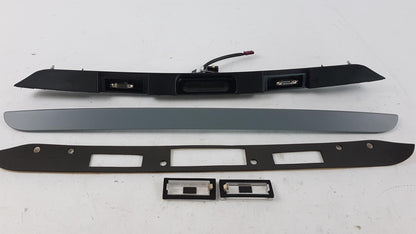 Original BMW 5er E39 Touring / Kombi Kofferraum Griff 51138185790