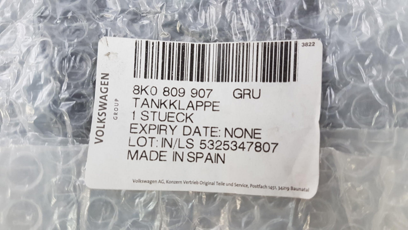 Original OE Volkswagen Tankklappe 8K0809907GRU