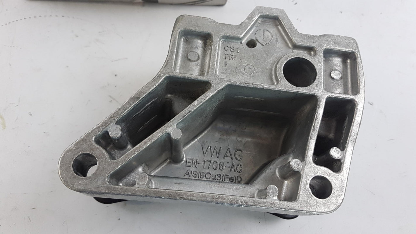 Original OE Volkswagen Getriebe Halter 1K0199111E