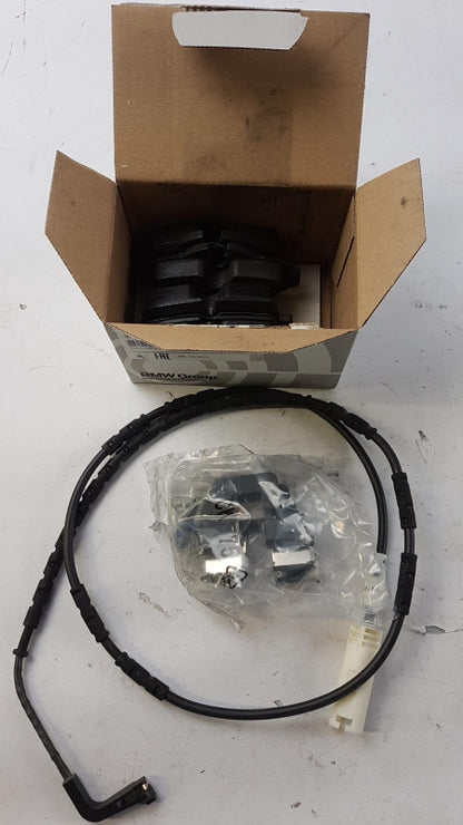 Original BMW 1' E81 E87 3' E90 Bremsbeläge mit Warnkontakt Hinten 34212288889