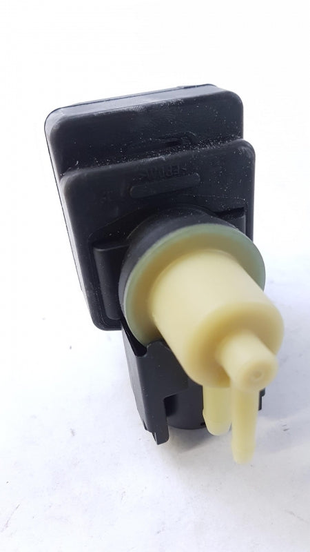 Original RENAULT Espace 4 Megane 2 Laguna 2 1.9/2.2dCi Druckwandler 8200486264
